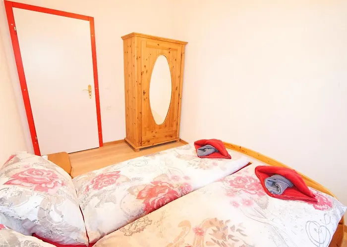 فيراري شقة *